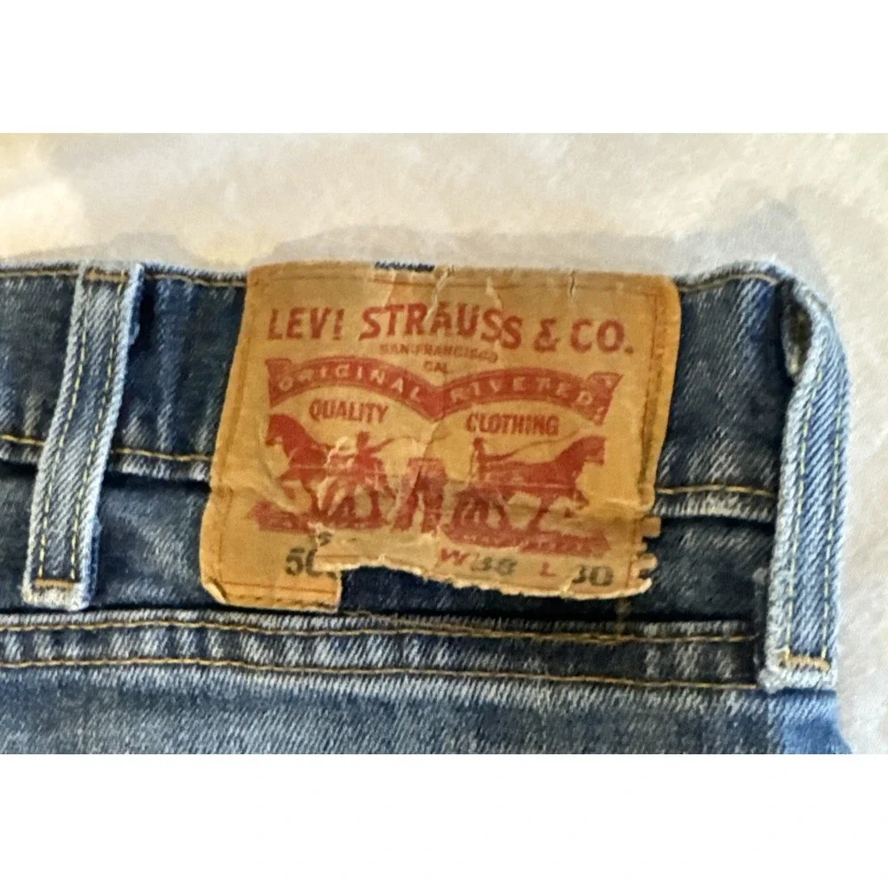 Levis 505 Jeans Mens 38x30 Regular Fit Straight‎ Blue Medium Wash Denim
